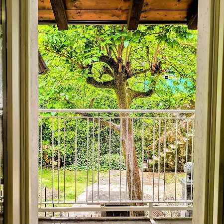 Appartamento Via Torrazza 19 Dongo Luaran gambar